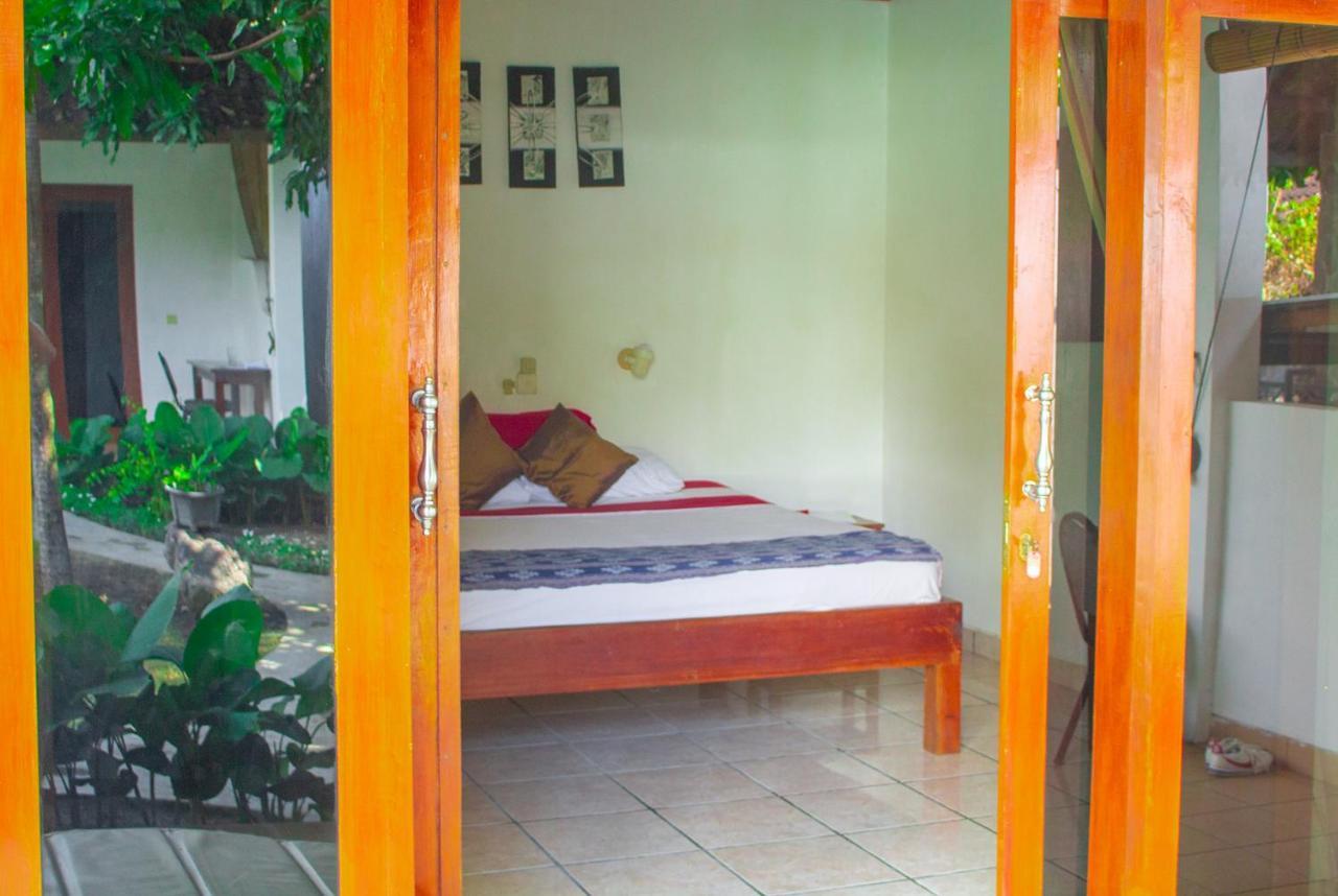 Ocean Sun Homestay Tulamben Eksteriør bilde