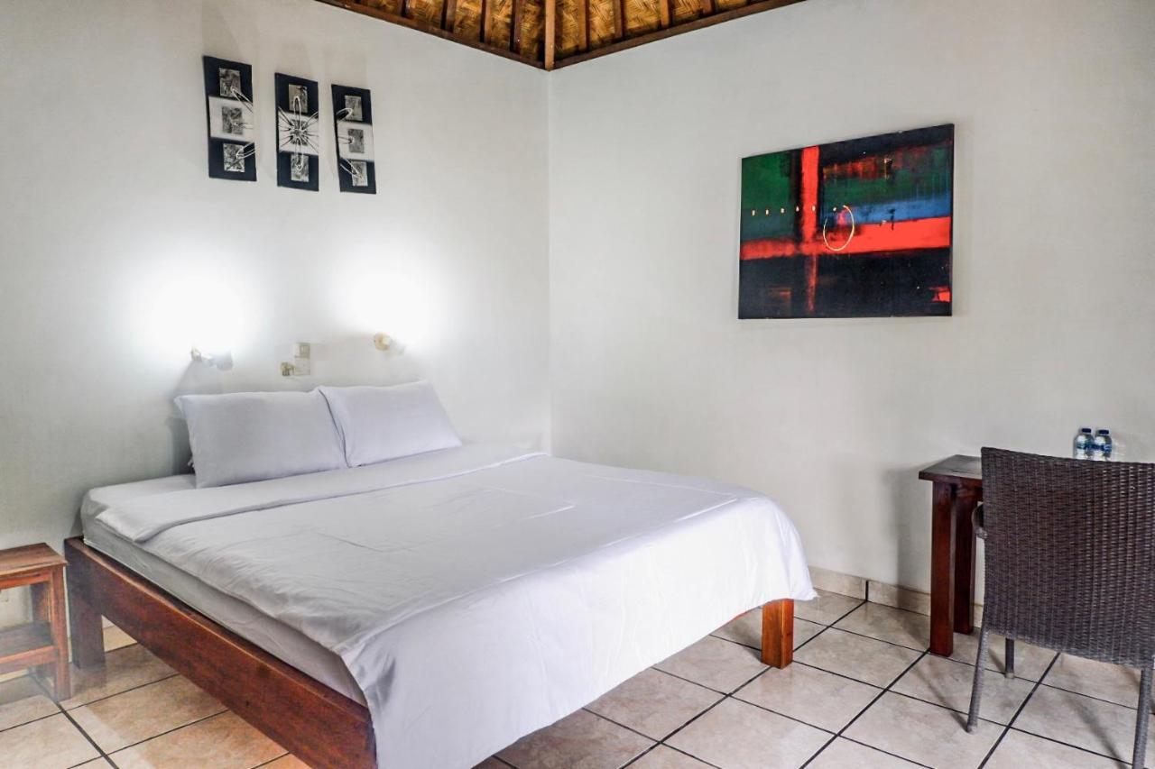Ocean Sun Homestay Tulamben Eksteriør bilde